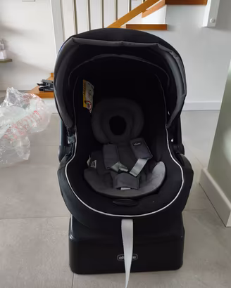 Ovetto Chicco con base per auto