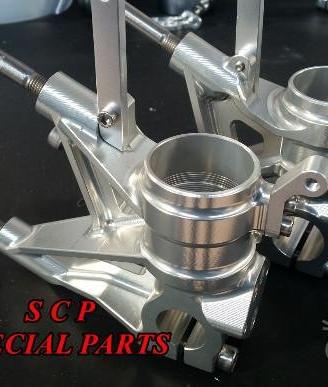 Aprilia RSV piedini radiali per forcelle ohlins