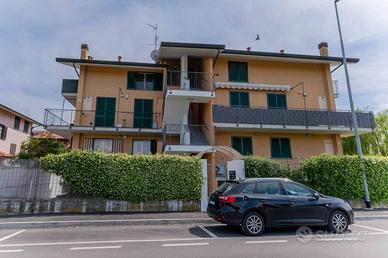 Appartamento di 150 m² con 4 locali e box auto dop