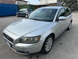 VOLVO V50 1.6 D cat Summum senza nessun lavoro d