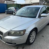 VOLVO V50 1.6 D cat Summum senza nessun lavoro d