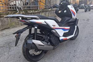 SCOOTER KL NEXY 125 HYBRID MOT. A LIQUIDO