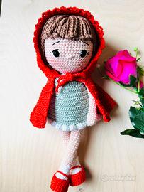 Bambola Cappuccetto Rosso