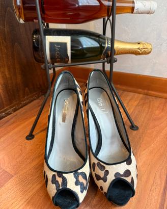 Scarpe con tacco marchio Cinti