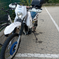 Suzuki dr 650r