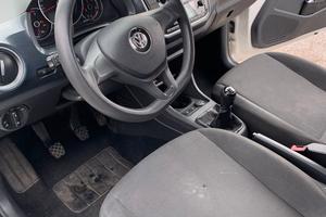 voswagen eco up metano unico proprietario 