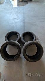 Pneumatici invernali  235/45 R18