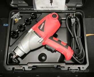 Avvitatore massa battente 450 Nm di potenza 