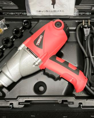 Avvitatore massa battente 450 Nm di potenza 