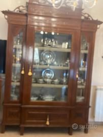 vetrina siciliana in noce 800