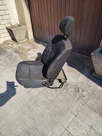 sedile auto per disabile 