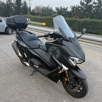T MAX530  DX fine 2017 8500km