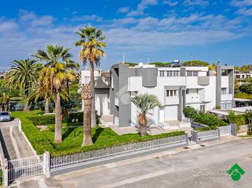 PORZIONE DI QUADRIFAMILIARE A LATINA