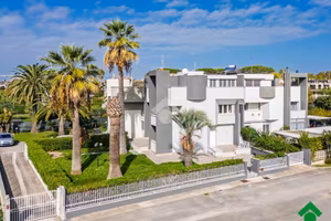 PORZIONE DI QUADRIFAMILIARE A LATINA