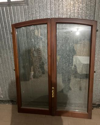 Finestra legno a due ante
