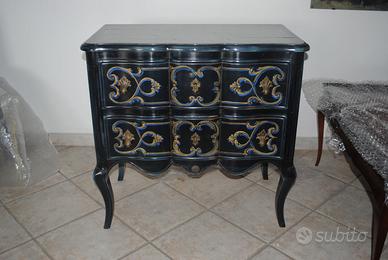 Comoncino blu con decori
