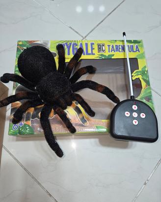 TARANTOLA ragno RADIOCOMANDATA rc mygale BUKI kit 