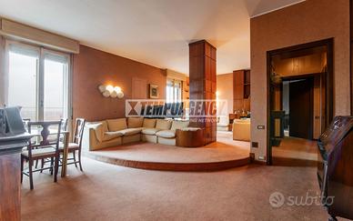 LUMINOSO TRILOCALE AL 7° E ULTIMO PIANO