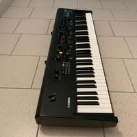 Yamaha CP73 Stage Piano+Custodia Yamaha con ruote