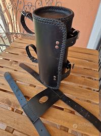 Porta attrezzi in pelle per Custom