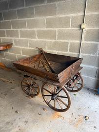 Carretto  in legno originario della Valtellina