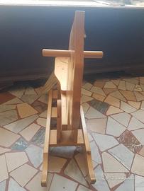 cavallo dondolo nuovo