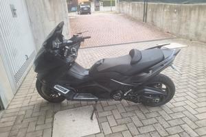 tmax 530 con v-belt e tagliando fatto