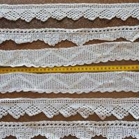 STRISCE DI PIZZO FATTO A MANO