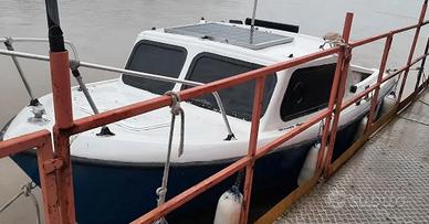 Barca 6mt con motore johnson 737 con documenti