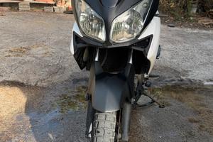 Suzuki V-Strom 1000 (2003) - 55.000 km  €1200