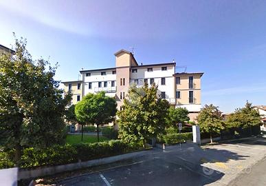 3 LOCALI A MIRANDOLA