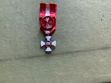 Medaglia regno Umberto I croce da commendatore