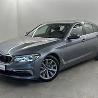 BMW Serie 5 530e Luxury auto