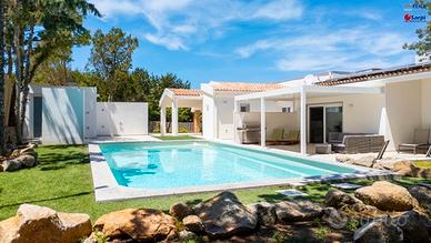 Villa con piscina e vista mare - Rena Majore