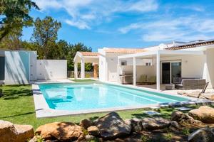 Villa con piscina e vista mare - Rena Majore