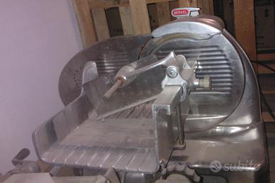 Affettatrice professionale Berkel verticale