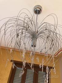 Lampadario elegante e moderno
