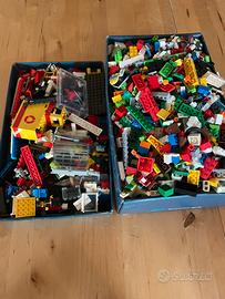 Lego vari pezzi circa 3,2 kg