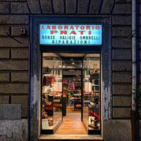 Negozio/laboratorio/Assistenza/Scarpe/Pelletteria