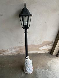 Lampada da giardino