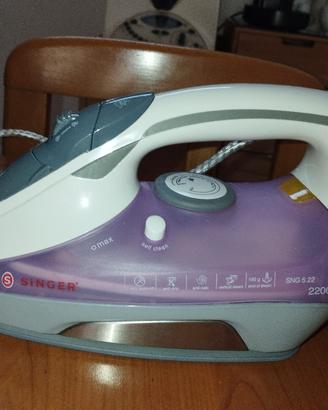 Ferro da stiro a vapore Singer SNG 5.22 – 2200 W