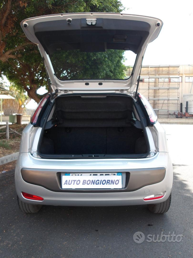 Fiat Punto Evo 2011 photo 5