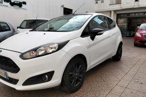 Ford Fiesta 1.5 TDCi 75CV 3 porte Black & White Ed