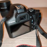 Canon EOS 2000D + zaino