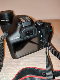 Canon EOS 2000D + zaino