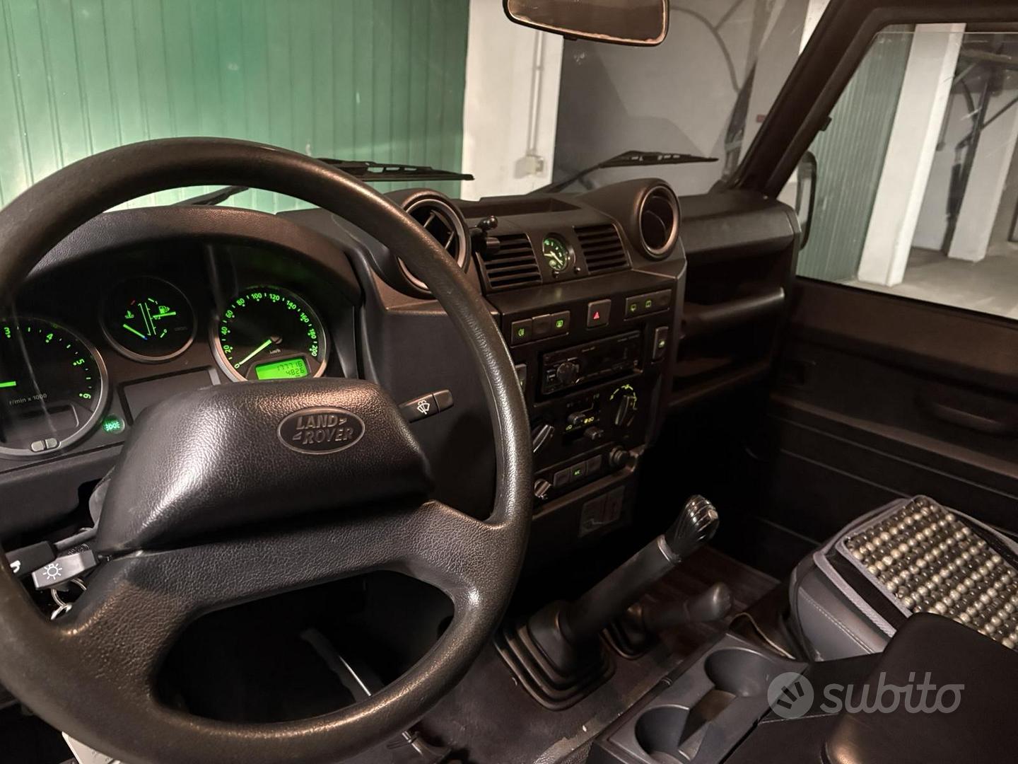 Land Rover Defender 2007 photo 5