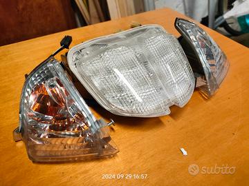 gruppo fari posteriore e specchietti gsxr 750 k6