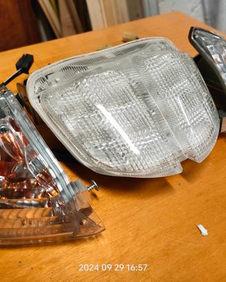 gruppo fari posteriore e specchietti gsxr 750 k6