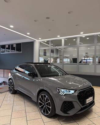 Audi RSQ3 SPB quattro S tronic