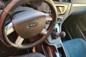 Ford c max 